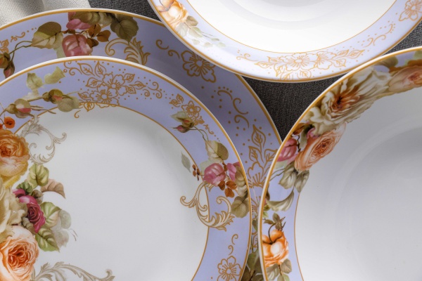 Тарелка обеденная Купаж Aura 230 мм Vittora