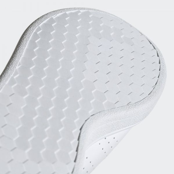 Кросівки Adidas ADVANTAGE BASE EE7510 р.UK 7 білий