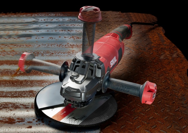 Болгарка (угловая шлифмашина) SKIL AG1E9791AB