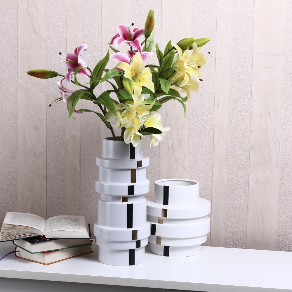 Ваза Inari Catalina 37,5 см белая K16721