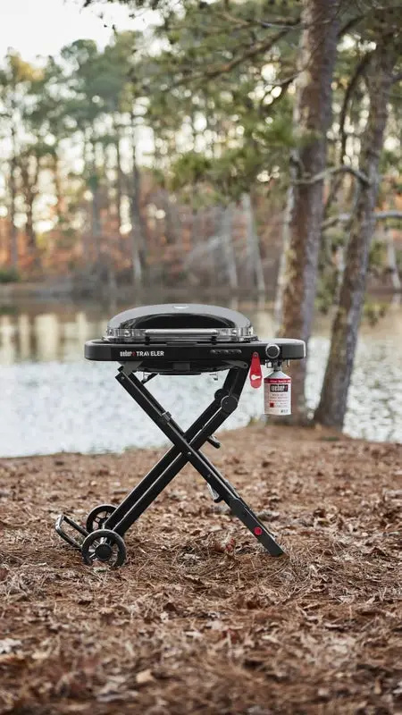 Гриль газовий Weber Traveler Compact Portable, чорний