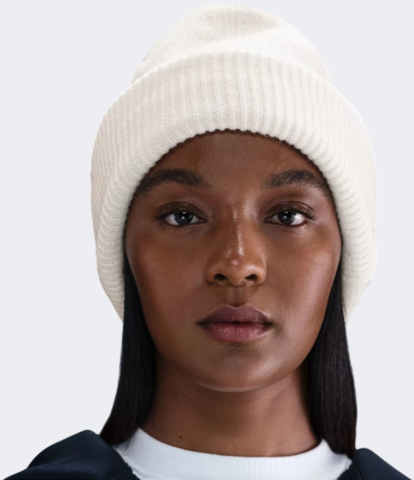 Шапка Nike U NK PEAK BEANIE PREM H25 L HQ0368-133 р.OS білий