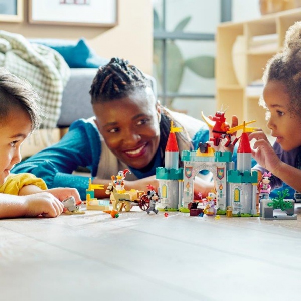 Конструктор LEGO ǀ Disney Міккі та друзі — захисники замку 10780