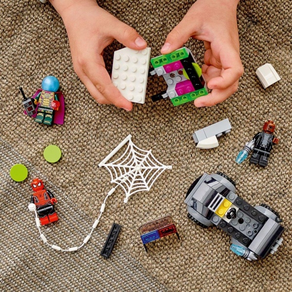 Конструктор LEGO Super Heroes Marvel Людина-Павук проти атаки дрона Містеріо 76184