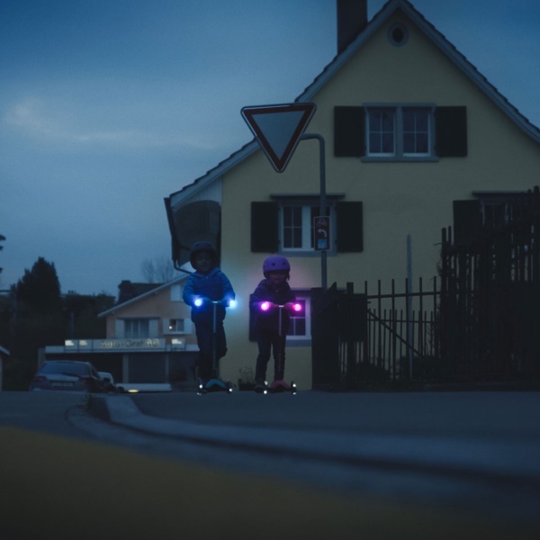 Самокат Micro Mini Deluxe Magic аквамарин 