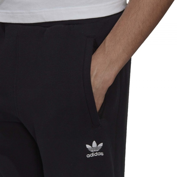 Брюки Adidas ESSENTIALS PANT H34657 р. M черный