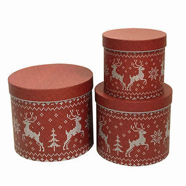 Коробка подарункова червона Олені W7964 L.20x17.2 см