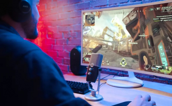 Мікрофон AKG (AKG-C22-USB) 