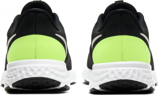 Кроссовки Nike REVOLUTION 5 BQ3204-010 р.US 12 черно-белый