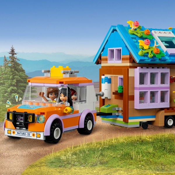 Конструктор LEGO Friends Крошечный передвижной дом 41735