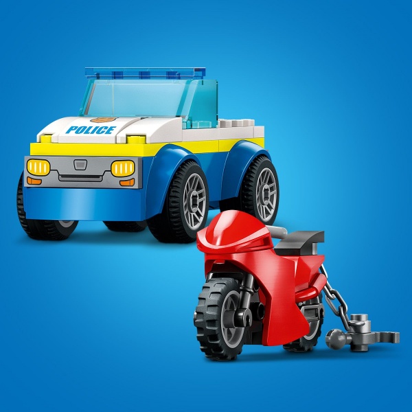 Конструктор LEGO City Переслідування на поліцейській дільниці 60370