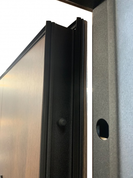 Дверь входная Министерство дверей Оптима 257 спил дерева коньячный 2050х860 мм правая