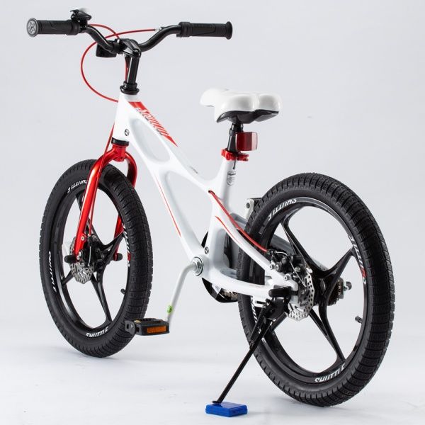 Велосипед дитячий RoyalBaby SPACE SHUTTLE білий RB18-22-WHT