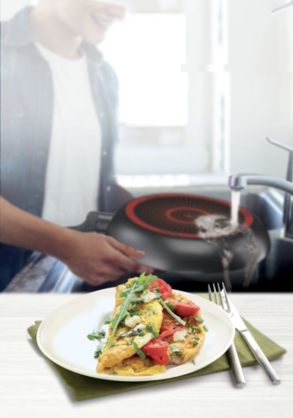 Сковорода Simple Clean 26 см B5670553 Tefal