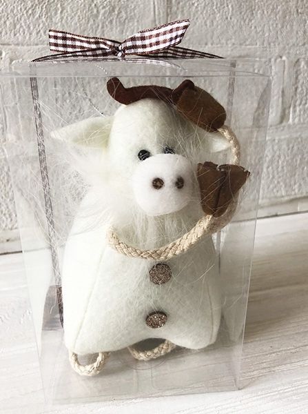 Сувенир текстильный Коровка Даша 15 см 