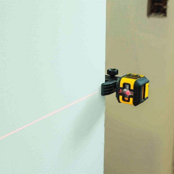 Уровень лазерный Stanley CUBIX® Red Beam Cross Line STHT77498-1