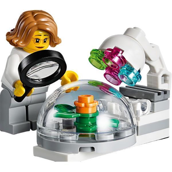 Конструктор LEGO City Набор фигурок: Разработки и исследования в области космической техники 60230