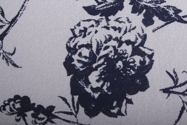 Простынь на резинке трикотажная Контурные цветы 90x200 см белый с принтом Homeline 