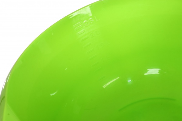 Миска с крышкой 2,75 л пластиковая оливковая Алеана