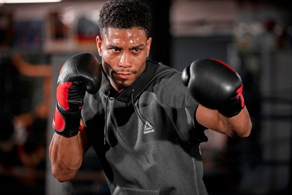 Боксерские перчатки Reebok RSCB-10040RDBK SS19 10oz красный с черным