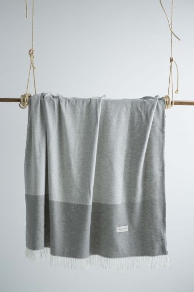 Плед Croisette 130x170 см коричневый Guy Laroche Paris 