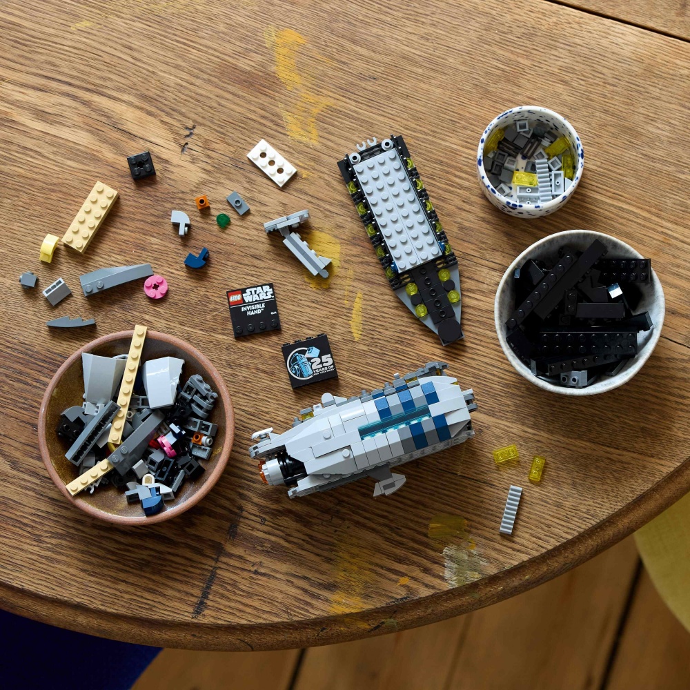 Конструктор LEGO Star Wars Невидимая рука 75377