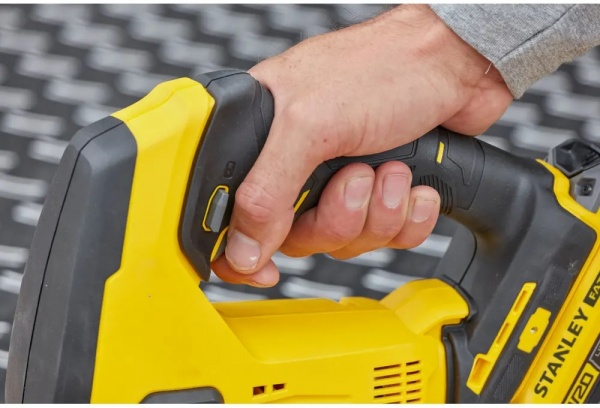 Электролобзик Stanley FatMax SFMCS600B