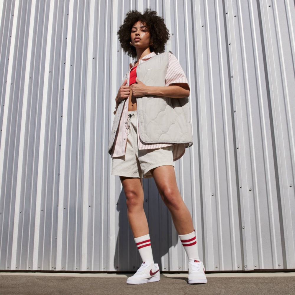 Кросівки жіночі демісезонні Nike W COURT VISION LO FQ7628-100 р.40,5 білі