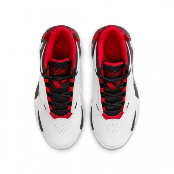 Кроссовки Nike JORDAN MAX AURA 4 DQ8404-106 р.38,5 белый