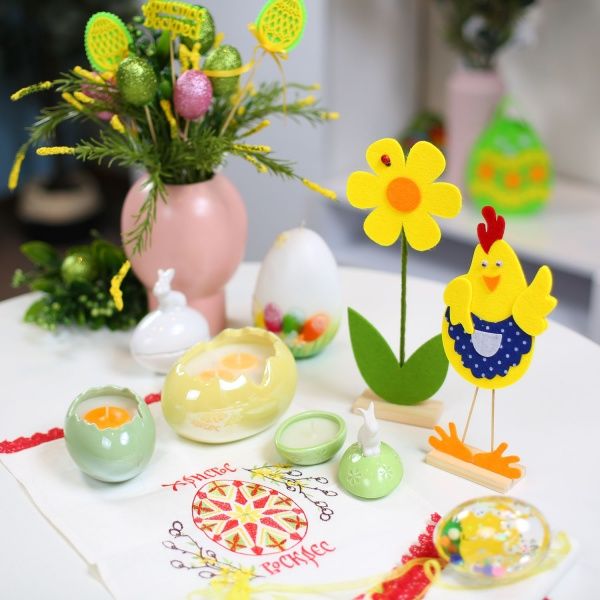 Свічка яйце маленьке зелене 11,4x8,5x6,2 см Pako-If