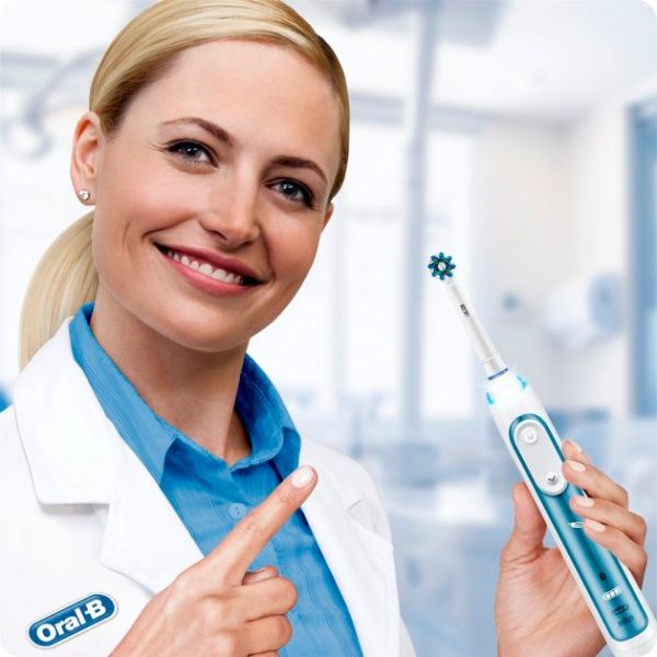 Электрическая зубная щетка Oral-B Smart 6 6000n D 700.535.5XP CR