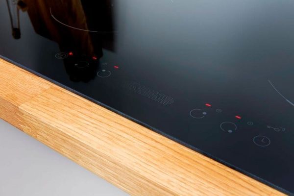 Варильна поверхня Indesit VIA640.1C