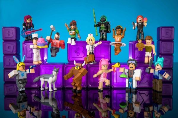 Фигурка коллекционная Jazwares Roblox Mystery Figures Amethyst S3 