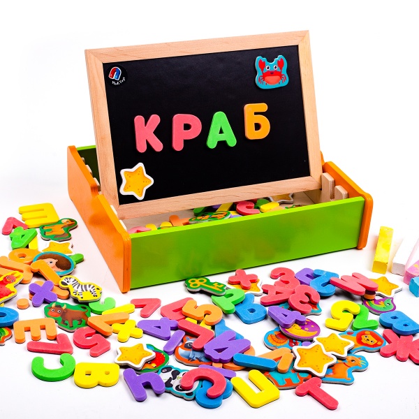 Набір магнітний Vladi Toys 2 в 1 Абетка та математика в дерев’яній коробці VT5411-17