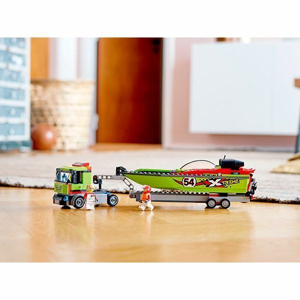Конструктор LEGO City Перевозчик гоночного катера 60254