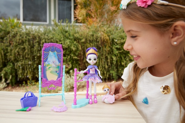 Ігровий набір Enchantimals Балетна студія серії 