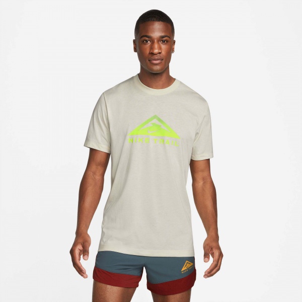 Футболка Nike DF TEE DB TRAIL DM5412-104 р.S бежевий