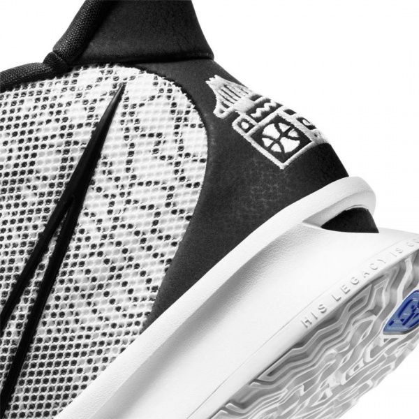 Кроссовки Nike KYRIE 7 CQ9326-100 р.US 11 белый