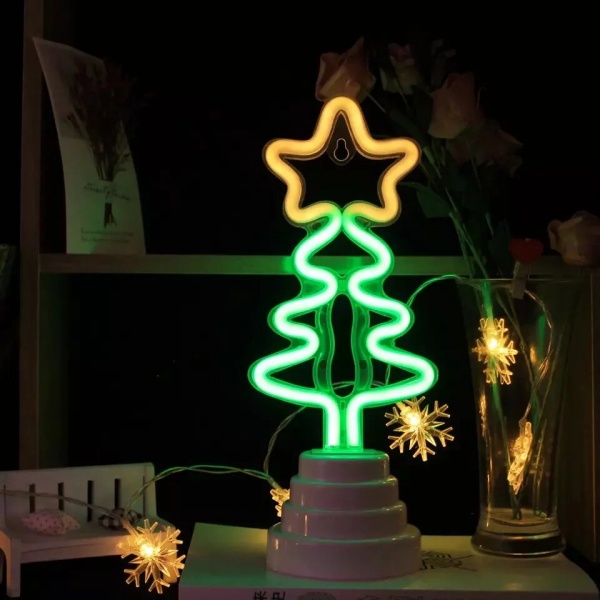 Фігурка з підсвіткою Девілон Ялинка на підставці 140564 28 см 