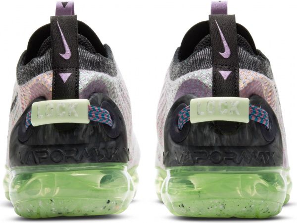 Кроссовки Nike Air Vapormax 2020 FlyKnit CV8821-501 р.US 7,5 фиолетовый