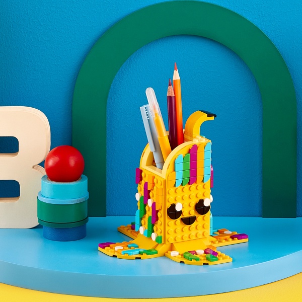 Конструктор LEGO DOTS «Банан». Підставка для ручок 41948