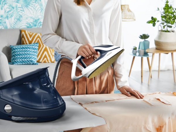 Утюг с парогенератором Tefal PRO EXPRESS ULTIMATE II GV9720E0 