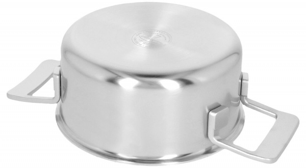 Кастрюля с крышкой 20 см., 3 л Silvinox Industry 5 40850-668-0 Demeyere