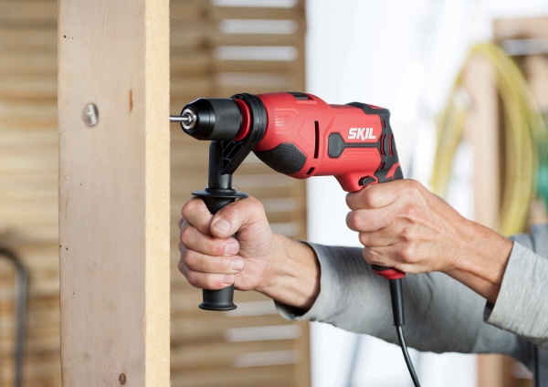 Дрель ударная SKIL HD1E6725AA