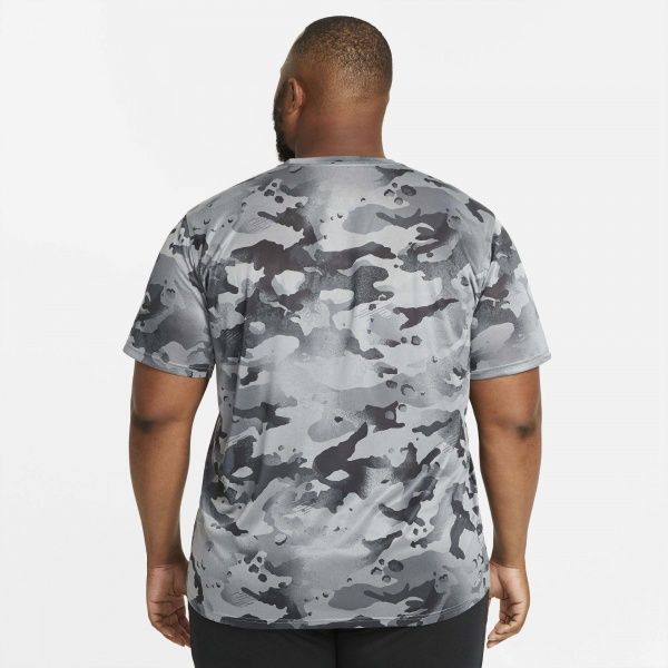 Футболка Nike M NK DRY TEE LEG CAMO AOP CU8477-084 M сірий