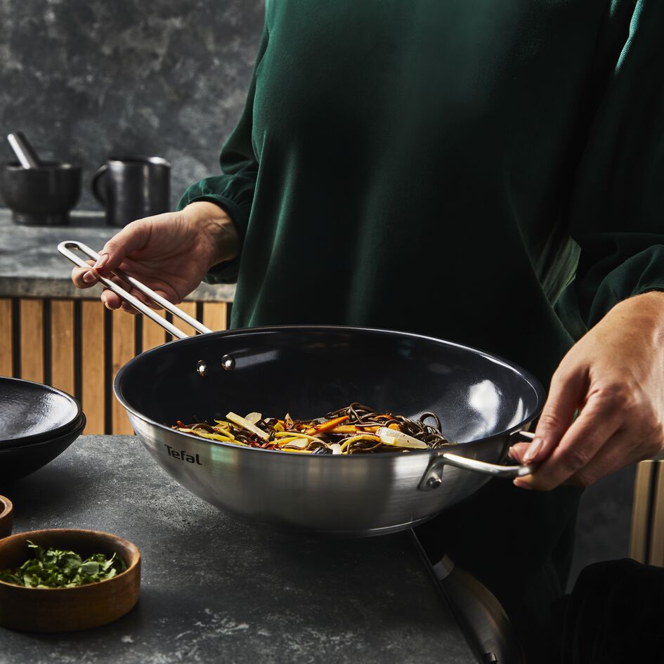 Сковорода wok Tefal Nordica 28 см H8711955