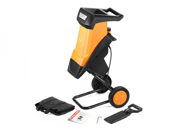 Измельчитель садовый Енергомаш ШЕ-2400 электросеть