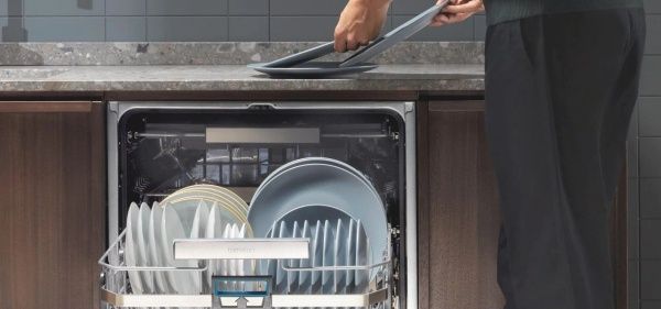 Вбудовувана посудомийна машина Electrolux EEZ969300L