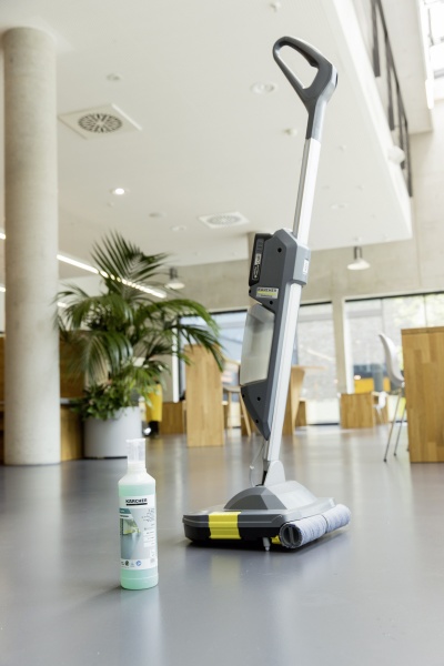 Машина для миття підлоги Karcher BR 30/1 C Bp Pack 1.783-050.0 