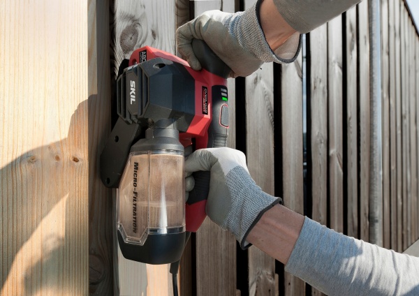 Стрічкова шліфмашина SKIL SR1E7615AB